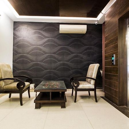 Fabhotel Signature Cyber Park デリー エクステリア 写真